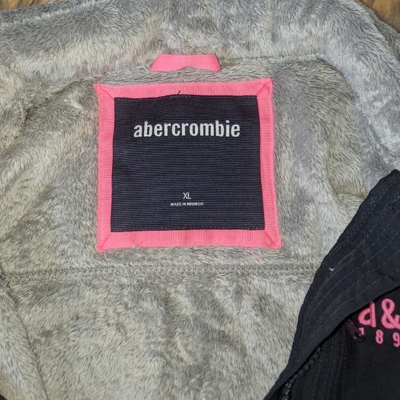 Abercrombie - Girls Fleece Jacket - Picture 2 of 5